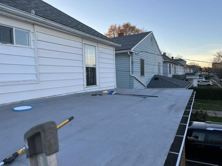 Read more about the article Sealed a customers flat roof before winter!